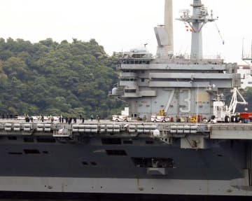 米空母ワシントンが横須賀出港　再配備後初、定期整備明けの短期試験航海か