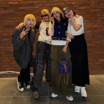K-POPアイドルの“顔面フィルター疑惑”をメンバーたちが一蹴!! 2NE1が再集結!!