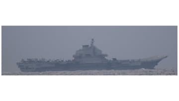 中国空母「遼寧」など5隻を尖閣諸島沖で確認　艦載戦闘機・ヘリが発着艦　自衛隊機が緊急発進し領空侵犯なし