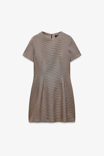 1枚で即こなれる！【ZARA】夏のヘビロテ！「大人っぽワンピ」