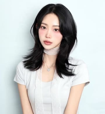 「左翼がいない国で暮らしたい」元巨人投手の父と韓国トップ女優の間に生まれた娘の政治発言が波紋の兆し