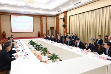 李強総理、在インドネシア中国系企業座談会に出席