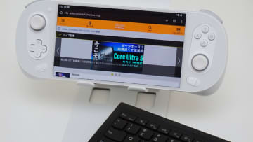 【プロダクトレビュー・ショーケース】旅行中も重いノートPCを持ち運ぶのはもうイヤだ！「AYANEO Pocket EVO」で業務とゲームを両立できるかを試すできることの幅は思ったより広く期待以上の満足感!? text by 竹内 亮介