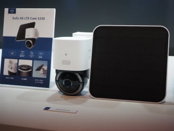 Ankerの防犯カメラ　Wi-Fiなしで使えるSIM対応も