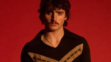 ベンソン・ブーン、6/20(金)リリース新作アルバムから「Momma Song」のミュージック・ビデオを公開