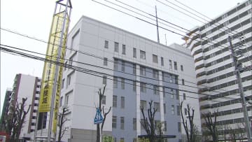 川崎署で警察官が居眠り中に腰縄ほどき一時逃走…「覚醒剤をやっている」自首の後に逃げた男（32）を約200ｍ離れた路上で確保　取調室は施錠されておらず