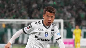 ガンバ大阪FW山下諒也のタックルで指摘！川崎OB「選手生命に関わる」