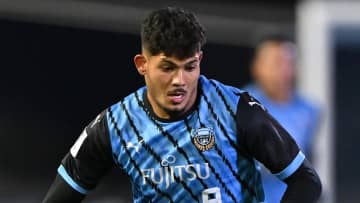 Jリーグ強豪の26歳エースFW、右膝内側側副靱帯損傷で離脱…「私はすぐに戻ってきます。さらに強くなります」