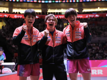 世界卓球、日本勢64年ぶり金つかんだ！逆転で男子ダブルスが決勝戦制す