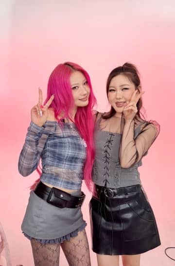 38歳“韓国演歌の女王”がイマドキアイドルに大変身！人気メイクアップアーティストの超絶技巧が話題