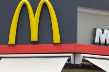 「平成女児大歓喜」マクドナルドの『ちゃお』表紙風イラストに「懐かしすぎて泣きそう」の声
