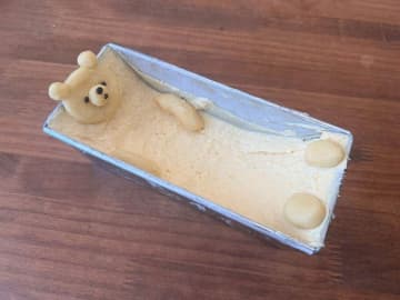 パウンドケーキ失敗も9万いいね！クマの満腹姿になるはずが...　X爆笑の出来栄え「これはこれで可愛い」