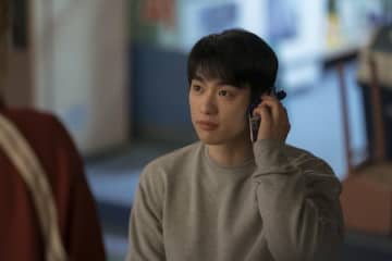 パク・ジニョン、静かな熱演で魅せた！『未知のソウル』初回から深い余韻を残す存在感