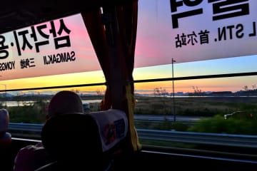 インド人ブロガーが韓国の高速バスに感嘆「韓国人は2050年を生きている」＝韓国ネット「本当に韓国？」