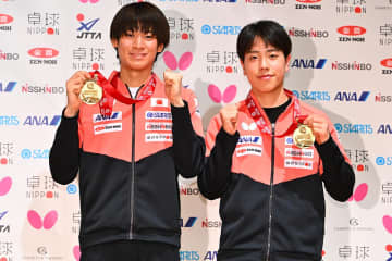 【卓球】男子複６４年ぶり金メダルの戸上隼輔＆篠塚大登　パリの悔しさバネに進化「気持ちの強さがついてきた」