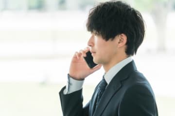 衝撃！「何事もなければ一週間で内定」のはずが連絡なし　その理由が「総務部長が横領で逃走」 唖然とした男性