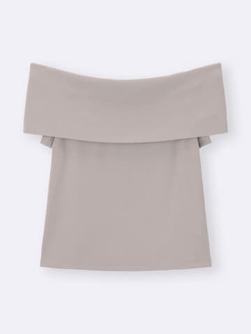 ¥1,290以下！【GU】トレンド感満点♡「華奢見えオフショル」