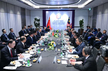 李強総理、マレーシア首相と会談