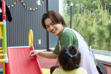 マミートラック、社内託児サービス…松田元太“人見”らは子育て支援策に奔走　『人事の人見』第8話あらすじ