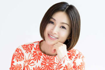 酒井法子が「ひと目惚れ」　“グラビア界のセクシー番長”に脱帽「美しいって、言葉は要らないんだなって」