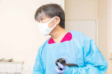 クリニックの隣に老人ホーム。医療と介護をつなぐ“地域包括型”の挑戦が福岡で始まっている