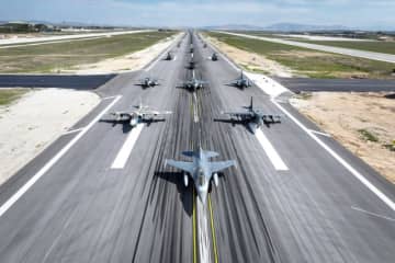 「F-16にSu-25も！？」トルコで多国間演習、エレファントウォークも実施