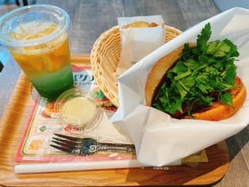【フレッシュネスバーガー】駆け込みで食べたい！ アジアン好き必食のパクチーチキンバーガーが美味しすぎた