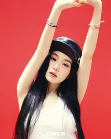夏の午後、Red Velvet・アイリーンがまとう静けさと情熱―『TILT』が描く洗練のバランスと美の哲学