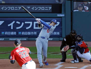 大谷が2試合連続の先頭打者ホームラン　ドジャース快勝【MLB】