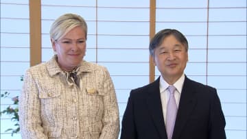 天皇陛下がアイスランド大統領と面会　「環境の変化で漁場が変わってきている」水産業やジェンダー平等が話題に