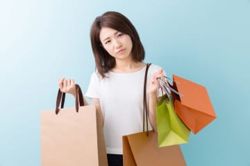 『物欲が強い人』の心理と５つの特徴…買いすぎる人に見られる行動とは