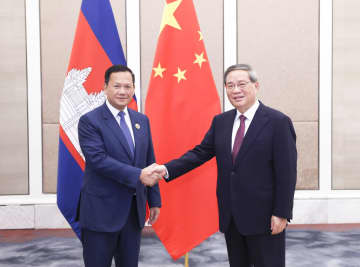 李強総理、カンボジア首相と会談