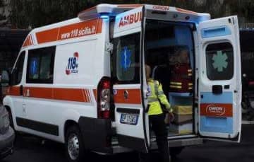 中国人観光客がイタリア・シチリア島で交通事故、1人死亡2人負傷