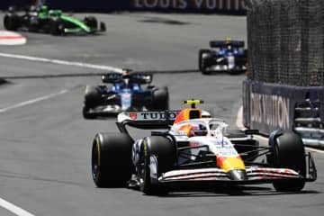 “モナコ初参戦コンビ”ハジャーとローソンが躍動。2度のミスから巻き返しダブル入賞、選手権7位に【ルーキー・フォーカス】