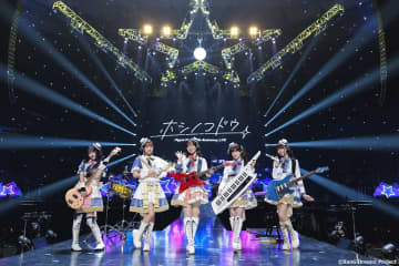 Poppin'Party10周年ライブ、満員の武道館でサプライズの祝福メッセージ　新作ミニアニメも