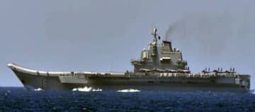 中国空母が発着艦繰り返す　東シナ海や太平洋で