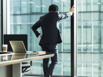 「仕事に身が入らない」「しんどい」五月病で会社を辞める人がトラブルを避けて“円満退社”する方法