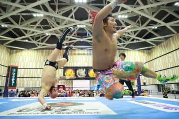 【新日本・ＢＯＳＪ】高橋ヒロム　痛恨４敗目で決勝進出逃す「俺のいない決勝戦、みんな来てくれよ」