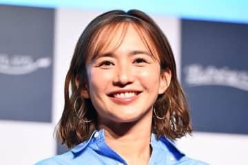 生島ヒロシに続いて…優木まおみマレーシア移住で事務所どうなる？ 現社長の「評判」