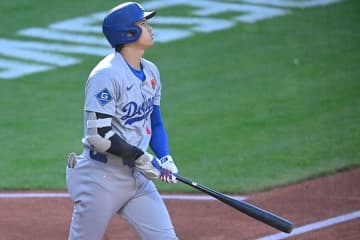 大谷が敵チームに敬意示す→その25秒後、呆然とさせる　「相手ダグアウトに…」米メディア驚き