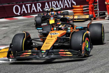 “2対1”で戦えたマクラーレン。ノリスの首位を守るため、先手を打ってルクレールのアンダーカットを阻止