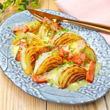 【新玉ねぎ、今食べないと1年待ちだよ！】焼くだけで「とろける甘さが最上級！」フライパンひとつで作れる簡単おかずレシピ