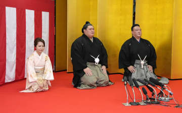 大の里「唯一無二」と決意　師匠の元稀勢の里は「精進」