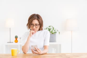 独り身の老後にはどれだけの「貯蓄」が必要？ 65歳以降の「生活費」と定年前にできる対策とは？