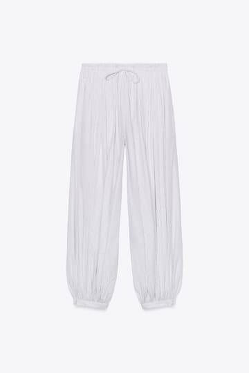 ガバッと穿くだけ！【ZARA】40・50代の体型カバーに♡「バルーンパンツ」
