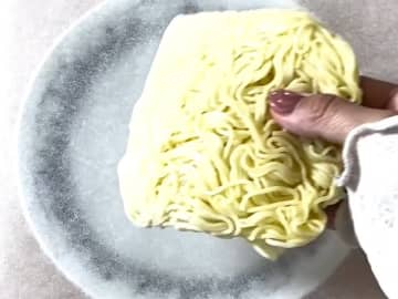 フライパンいらずの『焼かない焼きそば』　忙しい日の救世主に「おおー！これは簡単！」