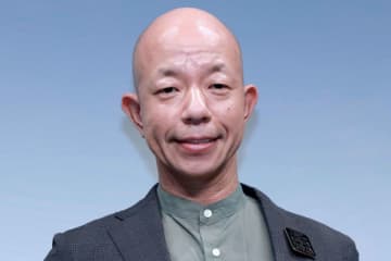 小峠英二、「うさんくさい」と感じる人の特徴は…　「港区に多い」「俺の普段着や！」共演者ツッコミ