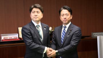 小泉農水相「倉庫業者の関係の皆さんにもご協力を」備蓄米の早急な流通に向けて国交省に協力要請　29日にも引き渡し開始予定