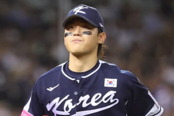 ＫＢＯスターのキム・ドヨンがハムストリング破裂で長期離脱「悪霊に苦しんでいる」