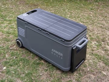 Ankerの電動クーラーボックスを試したら、氷が必須のキャンプには戻れなくなった話　注意点も